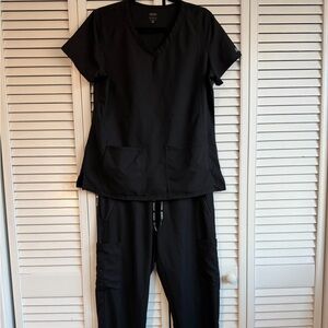 Women Med Couture Classic Black Scrub Set